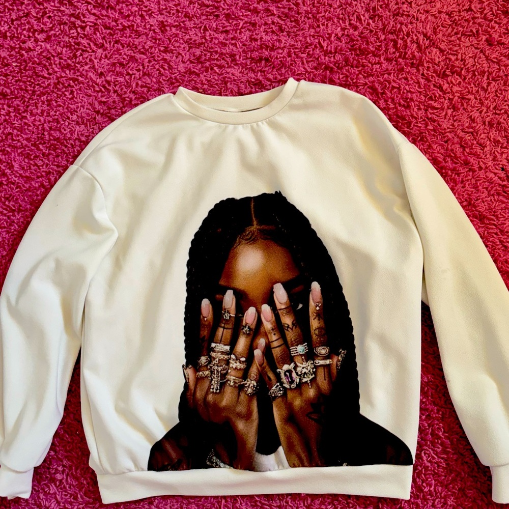 crew neck